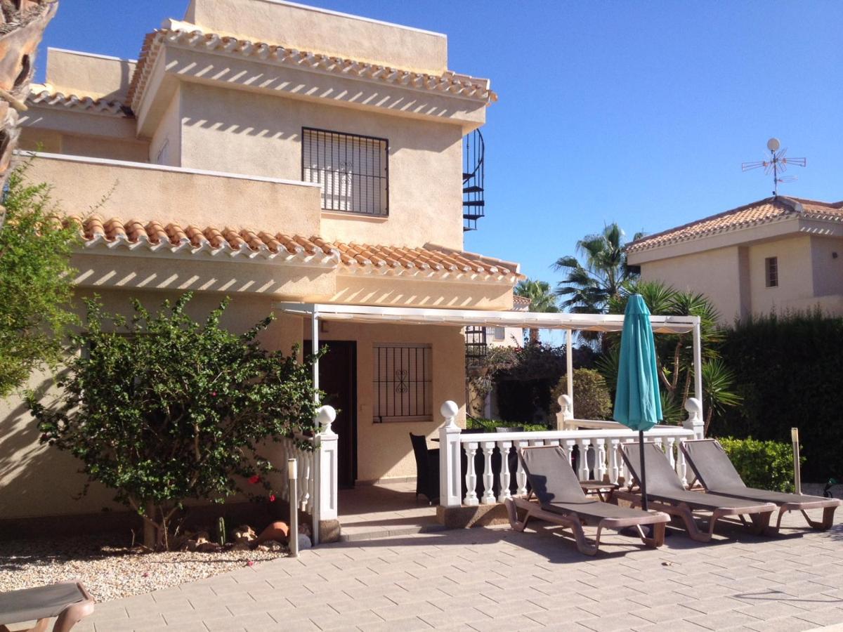 17 Vistamar Playa Flamenca Villa Eksteriør billede
